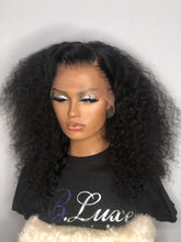 Load image into Gallery viewer, L I R A